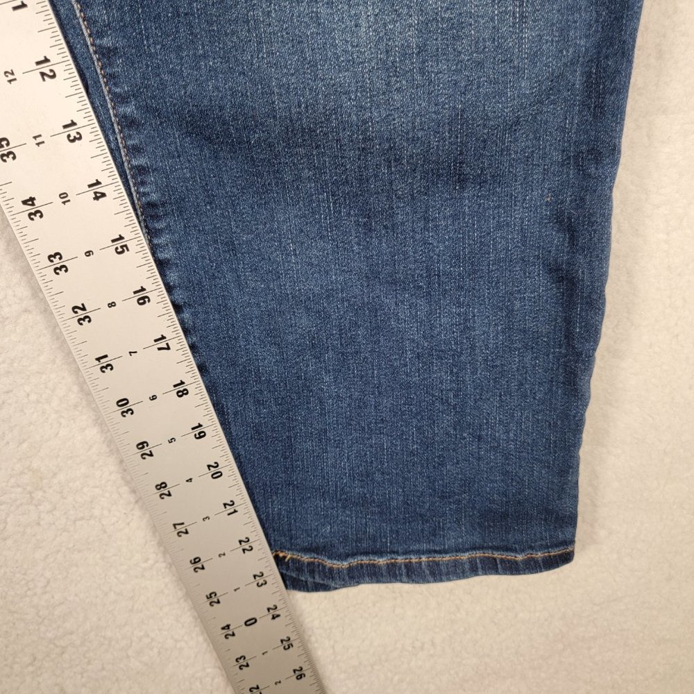 Torrid Plus Size Dark Blue Denim Stretch Mid Rise Cropped Straight Jeans - Picture 8 of 15